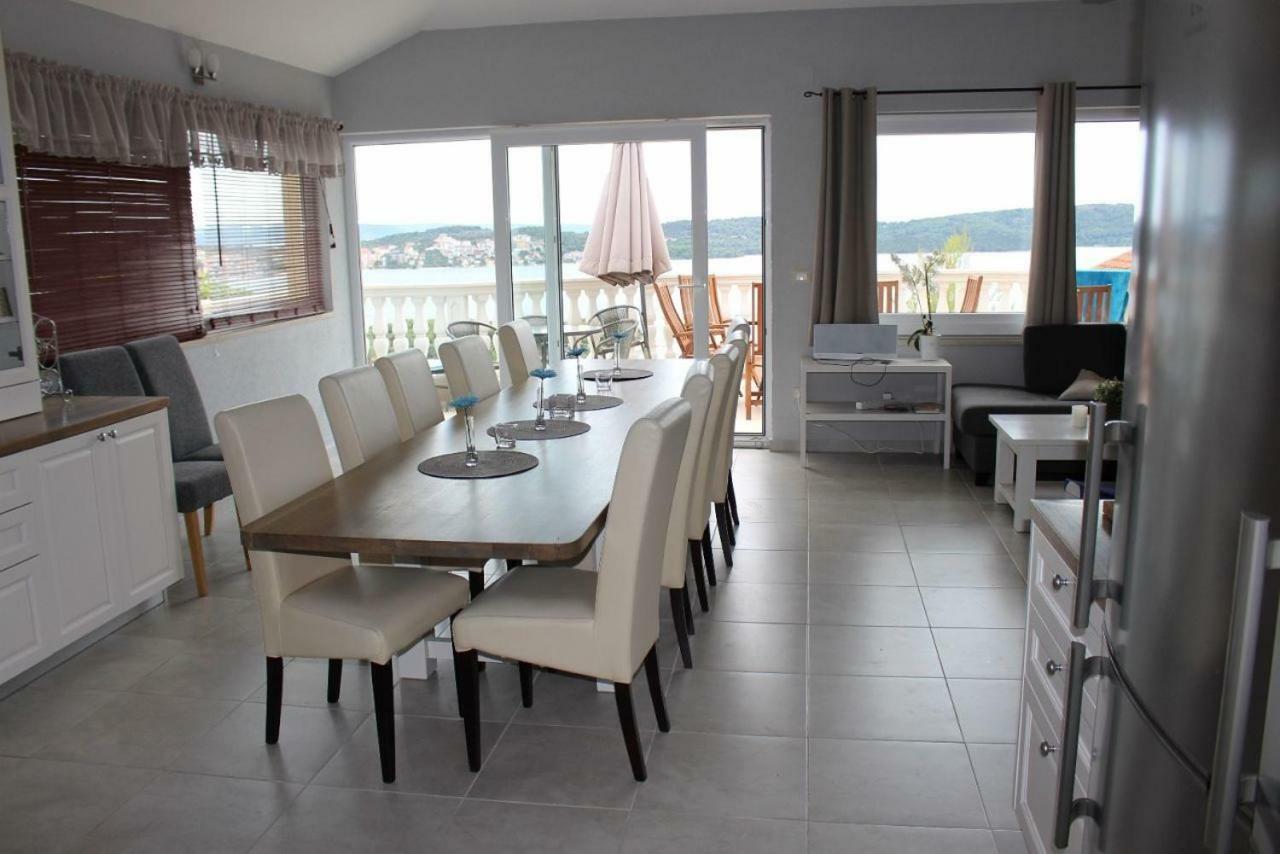 Villa Lizzi Трогир Экстерьер фото